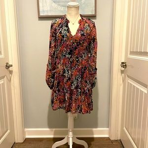 Vince Camuto tiered lined dress. SZ:XS
